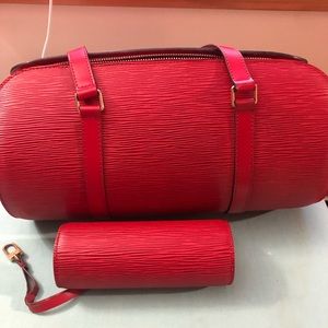 Excellent condition Louis Viton vintage bag,no tears ,stains or flows Authentic